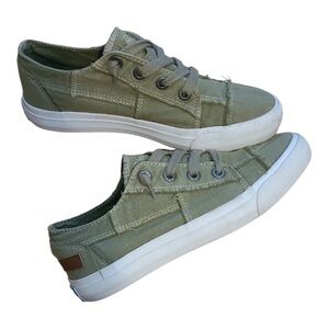 Blowfish Malibu Olive Green Canvas Low-Top Sneakers